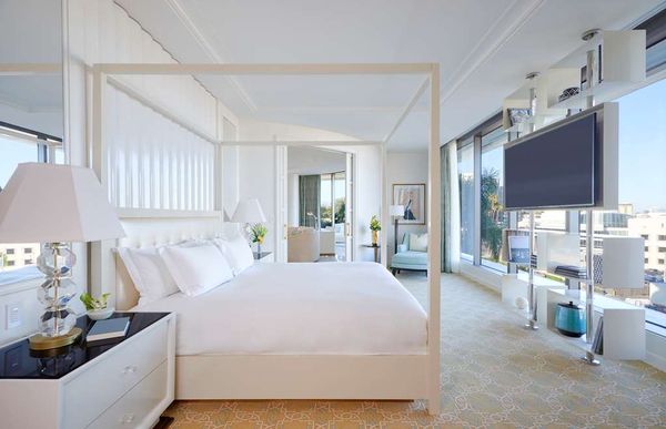 Waldorf Astoria Beverly Hills by null
