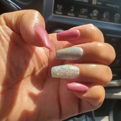 Super Nails