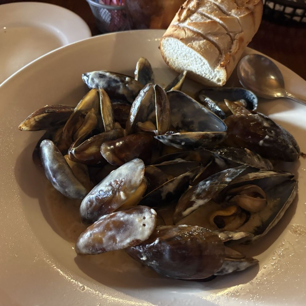 Mussels on appetizer menu My favorite! Mussels on appetizer menu My favorite!