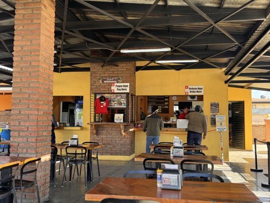 Tacos El Yaqui by null