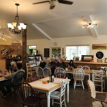 Left Coast Estate - Tasting room - Wineries Near Me - Rickreall, Oregon Left Coast Estate - Tasting room - Wineries Near Me - Rickreall, Oregon