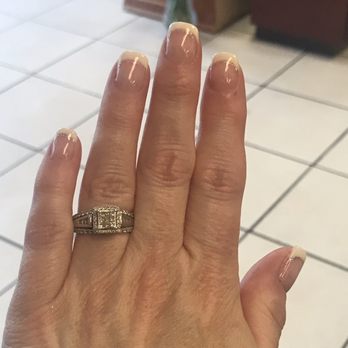 Elegant Nails & Spa - Nail Salons Near Me - Mukilteo, Washington