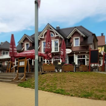 Wustrower Scheune - Heuto nicht sonnig, wenig Publikum - Restaurants Near Me - Ostseebad Wustrow, MV