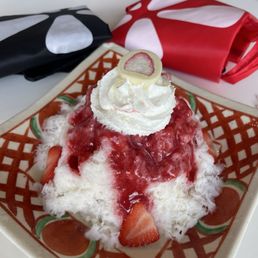 strawberry shave ice cream