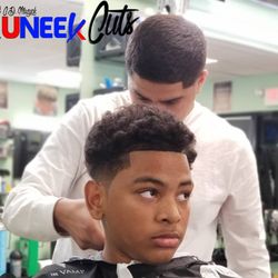 UNeek Cuts