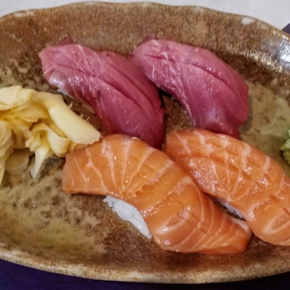 Shiki Japanese Restaurant - Toro, bluefin tuna (delicious!!) and salmon nigiri - Japanese Near Me - Seattle, Washington
