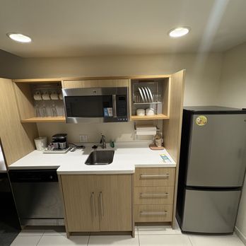 Home2 Suites by Hilton Waco - Hotels Near Me - Waco, Texas