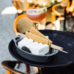 Concorde Espresso Bar - S'mores experience