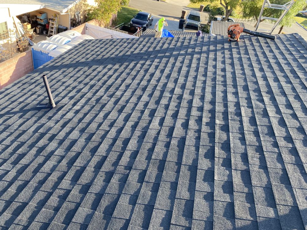 Slide of Aal's Roofing