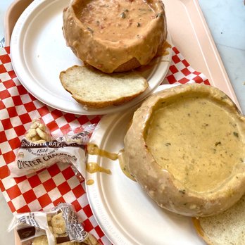 Pike Place Chowder - Seafood Bisque Clam & Crab & Oyster Chowder Sourdough bread bowl - Seafood Near Me - Seattle, Washington Pike Place Chowder - Seafood Bisque Clam & Crab & Oyster Chowder Sourdough bread bowl - Seafood Near Me - Seattle, Washington