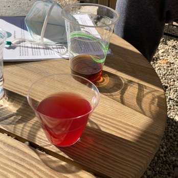 French Broad River Brewery - Sour cherry cider and mocha-type beer - Breweries Near Me - Asheville, North Carolina French Broad River Brewery - Sour cherry cider and mocha-type beer - Breweries Near Me - Asheville, North Carolina