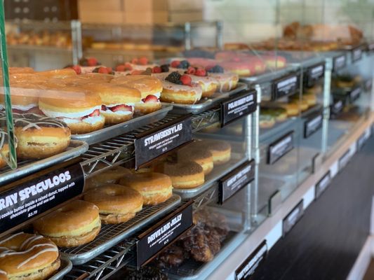 DONUT FRIEND HIGHLAND PARK by null