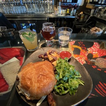 Root Down DIA - Fried egg Sammy! Peach smash and a Belgian blonde! - New American Near Me - Denver, Colorado