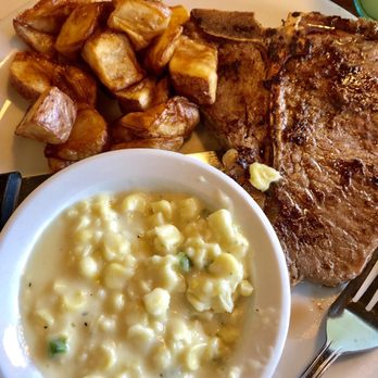 Denny's - Mediocre 13 Oz T-Bone Steak with Skinless Red Potatoes & Creamed Corn - Diners Near Me - Canyon Country, California
