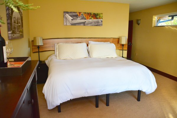 Comforts of Whidbey Winery and B&B by null