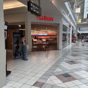 Verizon Authorized Retailer - Wireless Zone - Mobile Phones Near Me - Braintree, Massachusetts Verizon Authorized Retailer - Wireless Zone - Mobile Phones Near Me - Braintree, Massachusetts