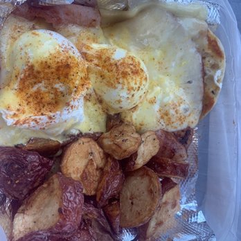 Sunset Grill - Eggs Benedict - American Near Me - Fredericksburg, Texas Sunset Grill - Eggs Benedict - American Near Me - Fredericksburg, Texas