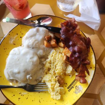 Honey Bees Breakfast Lunch - Smothered biscuits with eggs and home fries - Breakfast & Brunch Near Me - Myrtle Beach, South Carolina Honey Bees Breakfast Lunch - Smothered biscuits with eggs and home fries - Breakfast & Brunch Near Me - Myrtle Beach, South Carolina