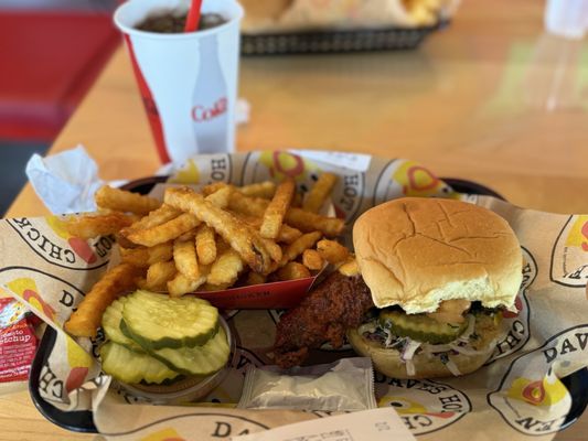 Dave's Hot Chicken by null