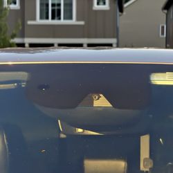 Izzy's Auto Glass