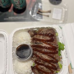 Steak roll plate with BBQ sauce. Steak roll plate with BBQ sauce.