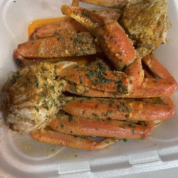 Bradley's Crab House - Snow 1 lb. Crab Legs - Seafood Markets Near Me - Savannah, Georgia Bradley's Crab House - Snow 1 lb. Crab Legs - Seafood Markets Near Me - Savannah, Georgia