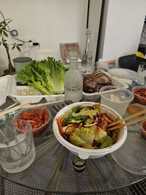 LA 장충 평안도 족발집 (올림픽점) LA Jangchung Jokbal by null