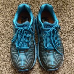 Time Out Sports - Hoka One One Gaviator offers maximum support which make my feet happy!