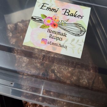 Howlin Night Market - Chocolate brownie - Flea Markets Near Me - San Gabriel, California