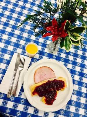 The Swedish Club by null