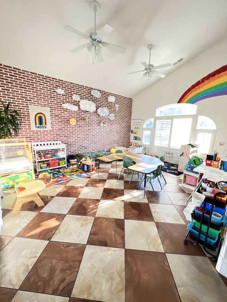 Sunshine Bilingual Daycare - childcare center in Madera, CA