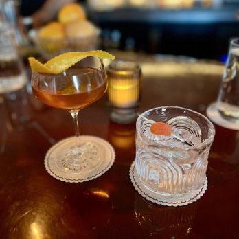 The Beacon - Cocktail Bars Near Me - Sonoma, California