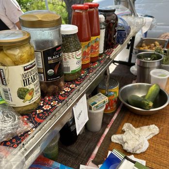 KCC Farmers' Market - Farmers Market Near Me - Honolulu, Hawaii
