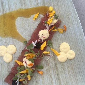 Dune Oceanfront Burger Lounge - tuna - Burgers Near Me - Key Biscayne, Florida