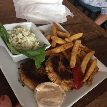 Bunky's Raw Bar & Grill - Crab cakes - Sports Bars Near Me - Indialantic, Florida