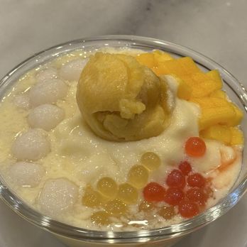Golden Island Cafe - Mango Deluxe - Desserts Near Me - San Francisco, California