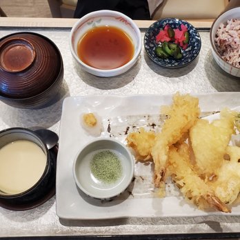 Rinka - Rinka's Lunch Sets - Tempura ($23.75), comes with rice, miso soup, Chawanmushi, pickled veggies & two small sides. - Japanese Near Me - Honolulu, Hawaii Rinka - Rinka's Lunch Sets - Tempura ($23.75), comes with rice, miso soup, Chawanmushi, pickled veggies & two small sides. - Japanese Near Me - Honolulu, Hawaii