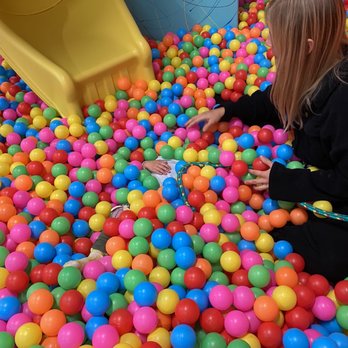 Ball N Bounce - List in the balls - Kids Activities Near Me - Encino, California Ball N Bounce - List in the balls - Kids Activities Near Me - Encino, California