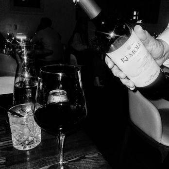 Nando Trattoria Manhattan Beach - Remole Toscana 2022 Cabernet Sauvignon - Italian Near Me - Manhattan Beach, California Nando Trattoria Manhattan Beach - Remole Toscana 2022 Cabernet Sauvignon - Italian Near Me - Manhattan Beach, California