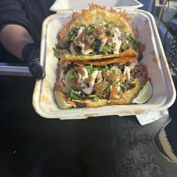 Chulo Tacos - Chismee taco with carne asada - Food Trucks Near Me - Hayward, California