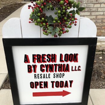 A Fresh Look by Cynthia - Sign out front - Tableware Near Me - Columbia, Illinois A Fresh Look by Cynthia - Sign out front - Tableware Near Me - Columbia, Illinois