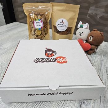 Okazu Ma - Our haul: Chef mix, Brown Butter Choc Chip Cookies, and Mama's Big Boy bento - Japanese Near Me - Honolulu, Hawaii Okazu Ma - Our haul: Chef mix, Brown Butter Choc Chip Cookies, and Mama's Big Boy bento - Japanese Near Me - Honolulu, Hawaii