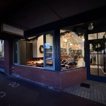 Marine Layer Wines - Front of tasting room - Wine Tasting Room Near Me - Healdsburg, California