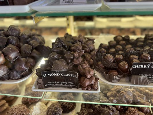 Le Bonbon by null