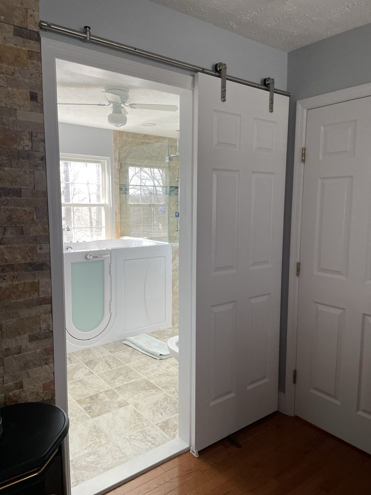 Slide of Gomez Professionals