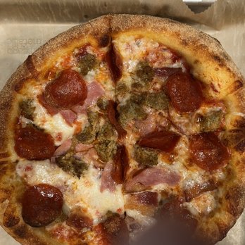 Flippers Pizza - Meat lovers pizza - Pizza Near Me - Tampa, Florida Flippers Pizza - Meat lovers pizza - Pizza Near Me - Tampa, Florida