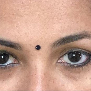 Pari Eyebrow Threading - Cosmetics & Beauty Supply Near Me - Mountain House, California