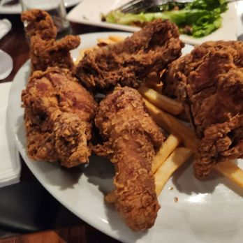 Gerry's Grill - Fried chicken - Filipino Near Me - Artesia, California Gerry's Grill - Fried chicken - Filipino Near Me - Artesia, California