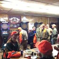 Puk U Bar - Lots of hunters grubbing down