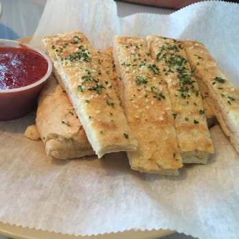 Melini Cuzina Italian - Breadsticks - Italian Near Me - Grayson, Kentucky
